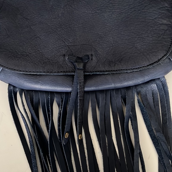 Lucky Brand Blue Fringed Leather Shoulder Bag - Picture 12 of 16